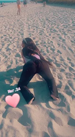OnlyFans account  meshalove29 header 2