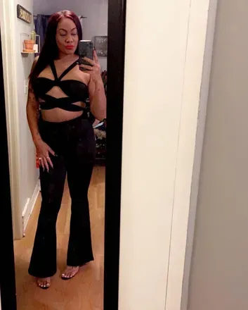 OnlyFans account  holesandsoleswithc avatar 1