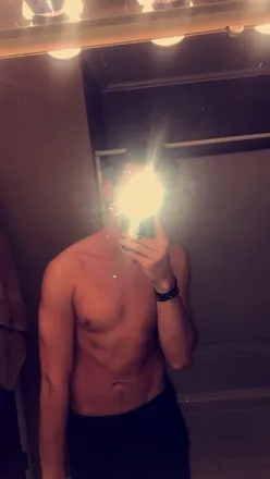 OnlyFans cuenta u49742040 header 2