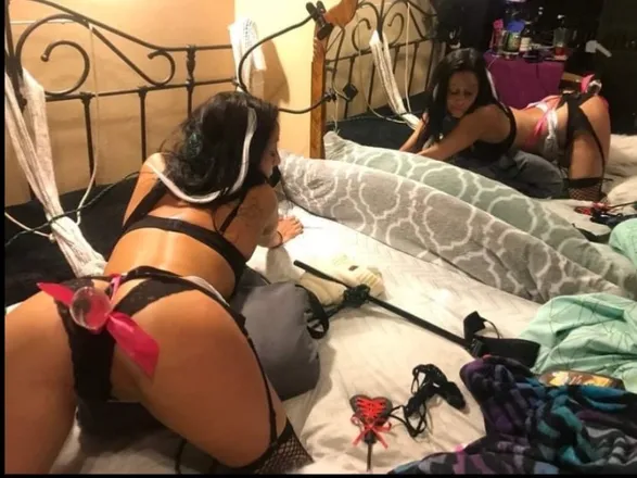 OnlyFans cuenta tinicandifoxxx header 2