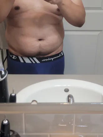 OnlyFans cuenta bignbrown1 header 2