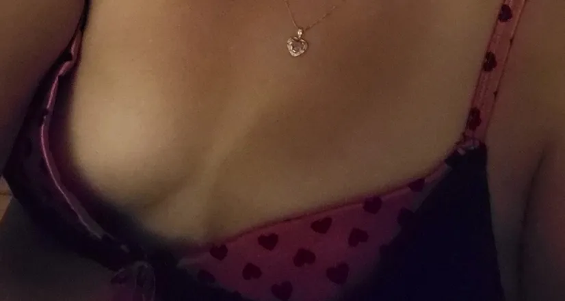 OnlyFans cuenta emily_oz header 2