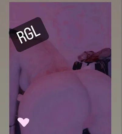 OnlyFans cuenta rgl211220 header 2