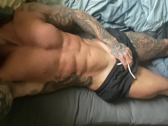 OnlyFans account  fittattedaussie header 2