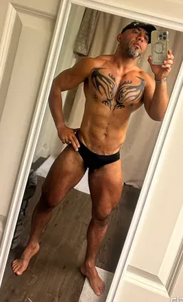 OnlyFans cuenta papi.sex.stronger avatar 1
