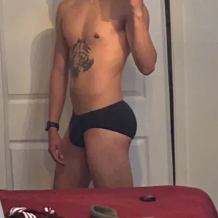 OnlyFans cuenta holeyboy avatar 1