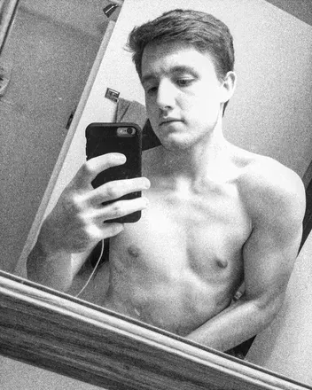 OnlyFans cuenta tylerkeske avatar 1