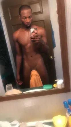OnlyFans cuenta therealjamez22 avatar 1
