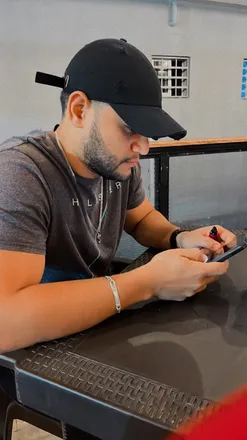 OnlyFans cuenta jona_boy header 2