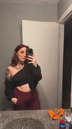 OnlyFans cuenta saltybutsweet13 avatar 1