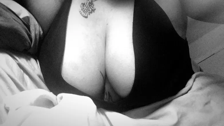 OnlyFans cuenta kireru header 2