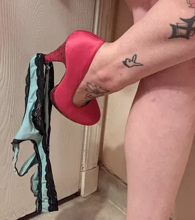 OnlyFans account  feistygirlray avatar 1