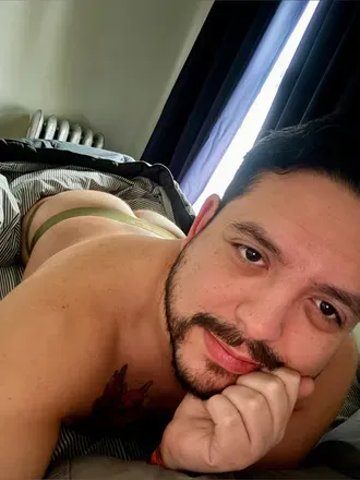 OnlyFans cuenta emilio.cruz header 2