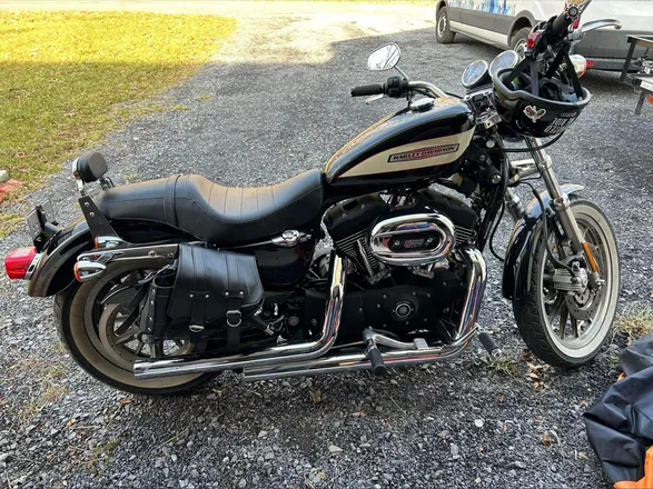 OnlyFans cuenta 304wvhillbillybikercock header 2