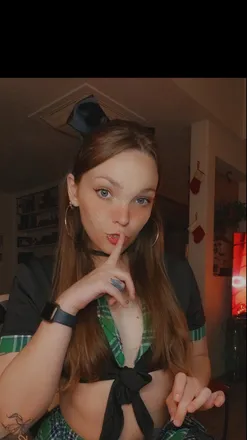 OnlyFans cuenta mrscloverx header 2