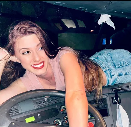 OnlyFans cuenta u23440771 header 2