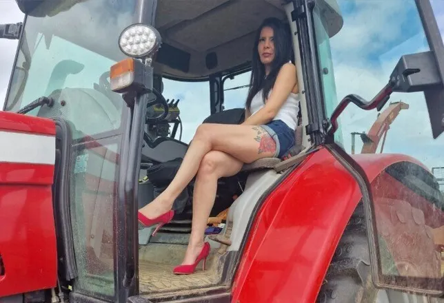 OnlyFans cuenta skyla-rosecowgirl header 2