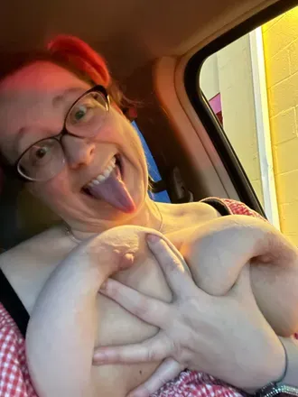OnlyFans cuenta jennythesub69 avatar 1