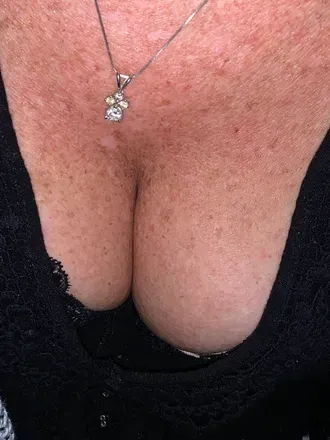 OnlyFans account  beekaymidtn header 2