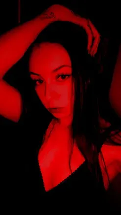 OnlyFans cuenta lillylarouge avatar 1