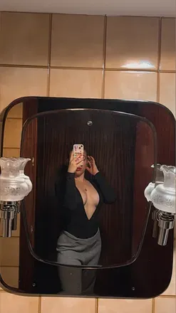 OnlyFans cuenta lolaaa_23 avatar 1