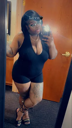 OnlyFans cuenta msneshiaa header 2