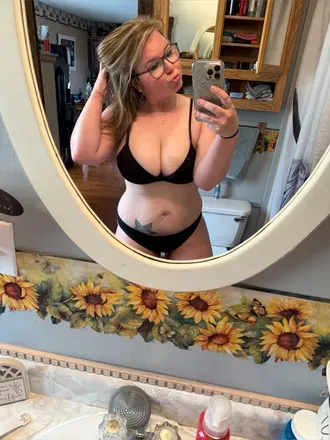 OnlyFans cuenta tifa10 avatar 1