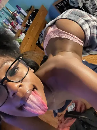 OnlyFans cuenta kk1208 header 2