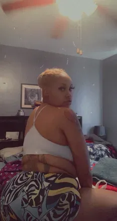 OnlyFans cuenta bubbleyum93 avatar 1