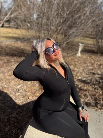 OnlyFans cuenta babygirl0927 header 2