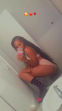 OnlyFans account  ittybitty_baaee header 2