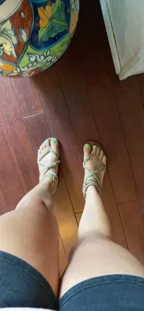 OnlyFans account  pandacutefeet header 2