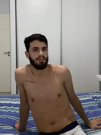 OnlyFans cuenta horntom12 header 2