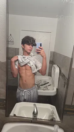 OnlyFans cuenta kirbycuzwhynot avatar 1