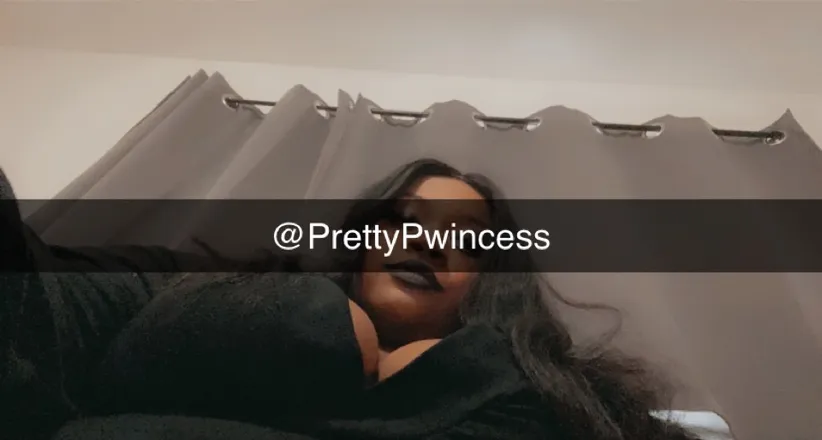 OnlyFans account  prettypwincess header 2