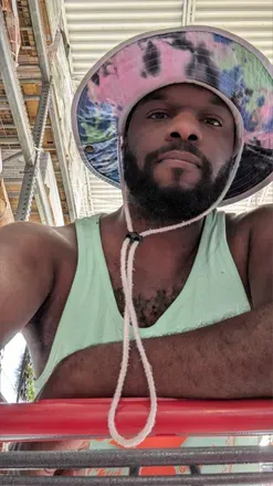 OnlyFans account  marky_robb avatar 1