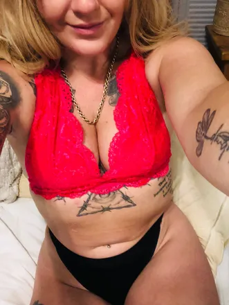 OnlyFans cuenta u245530202 header 2