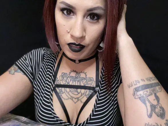 OnlyFans cuenta redmetallady avatar 1