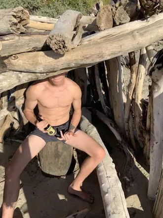 OnlyFans account  mickhung header 2