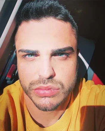 OnlyFans cuenta emylox header 2