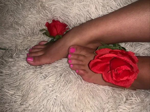 OnlyFans cuenta majestic_toes avatar 1