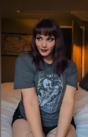 OnlyFans cuenta itsspoiled_witch avatar 1
