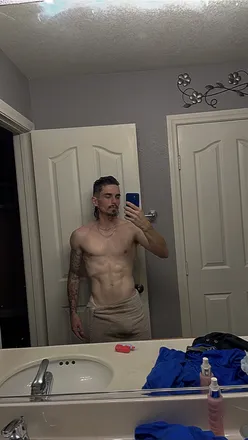 OnlyFans cuenta kingtorress header 2