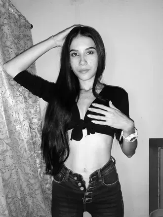 OnlyFans cuenta damaveli2001 avatar 1
