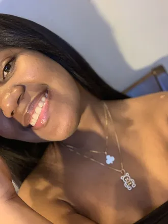 OnlyFans cuenta rachelm06 header 2
