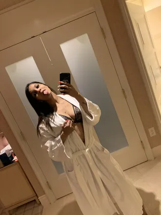 OnlyFans cuenta milkmarie32 header 2