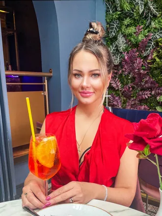 OnlyFans account  ci.valentinne header 2