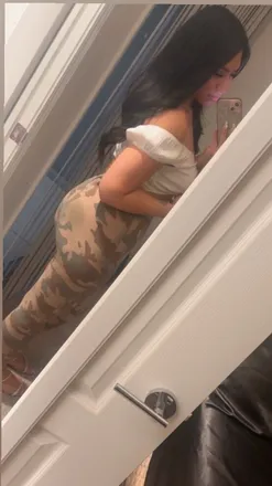 OnlyFans cuenta xoxolucyyy22 header 2