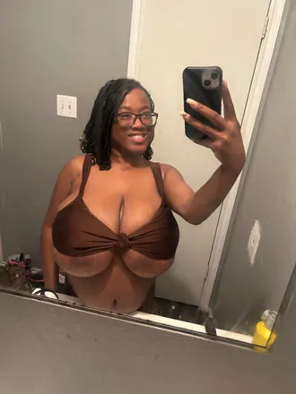 OnlyFans cuenta idreamofebony header 2