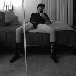 OnlyFans account  uncutcumshot avatar 1